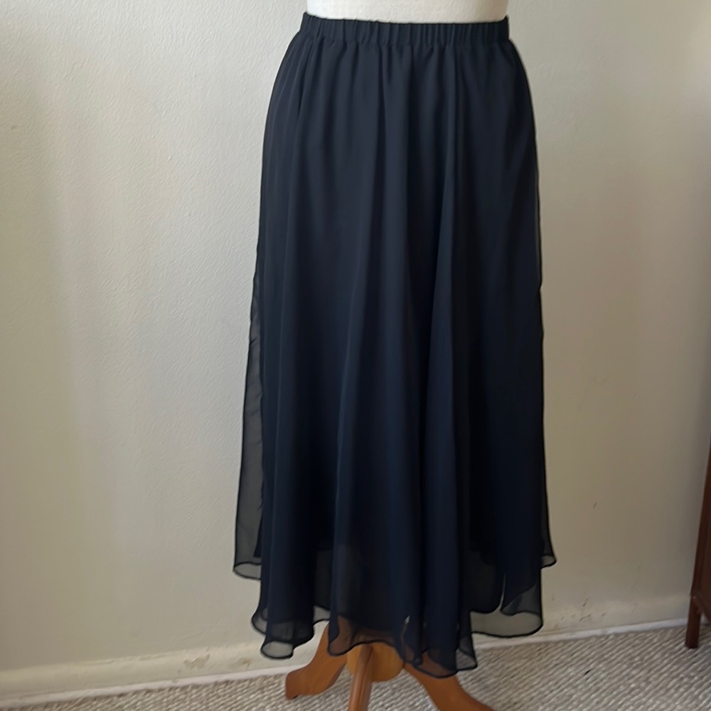 Vintage Black Skirt Sheer Flowing Flirty Skirt Black Lining Size 6 by Stenay
